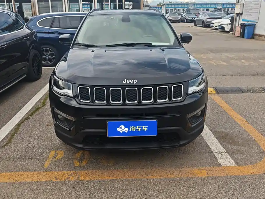Jeep Compass 2017 — фото 2