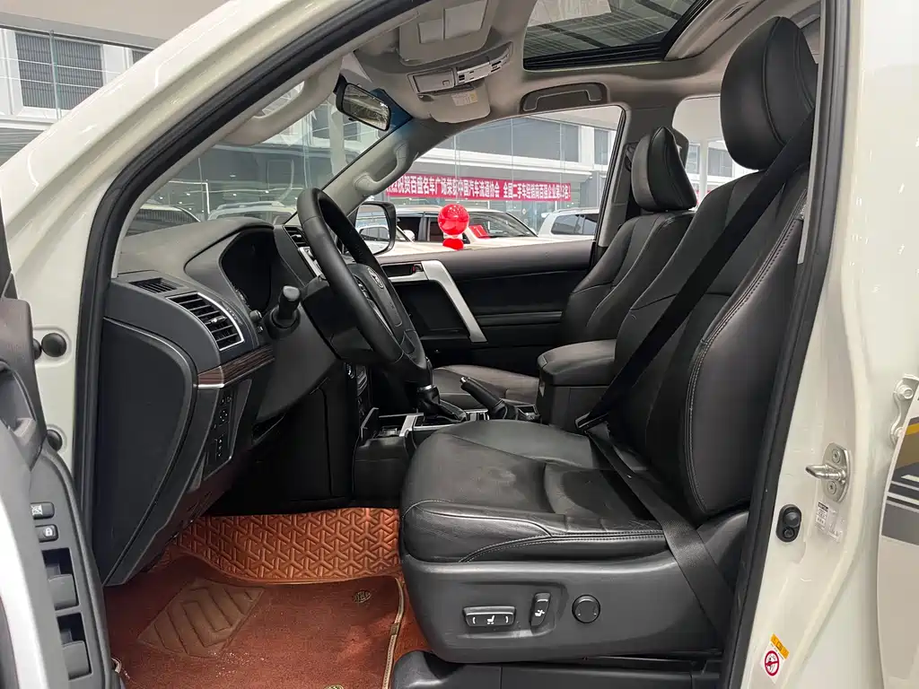Toyota Prado 2018 — фото 12