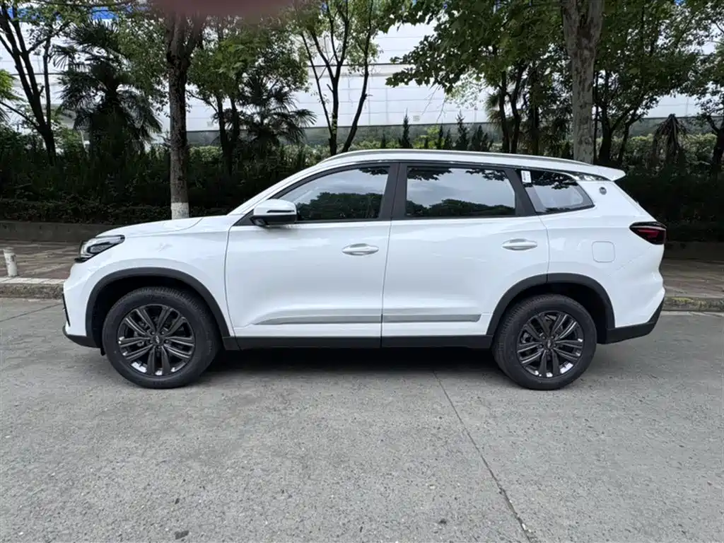 Chery Tiggo 8 2026 — фото 10