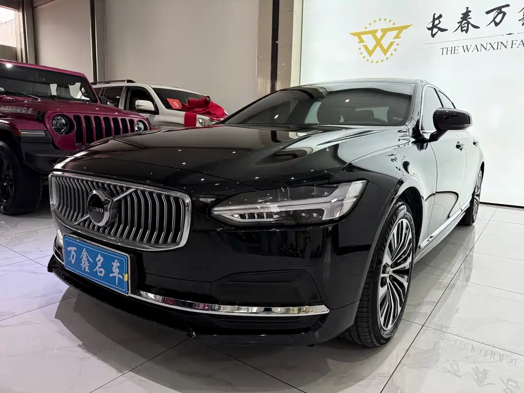 Volvo S90 2024 — фото 1
