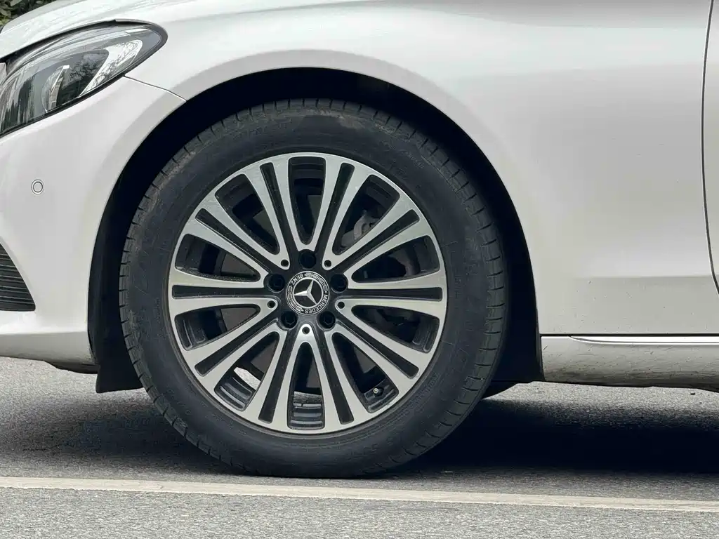 Mercedes-Benz C-Class 2018 — фото 5