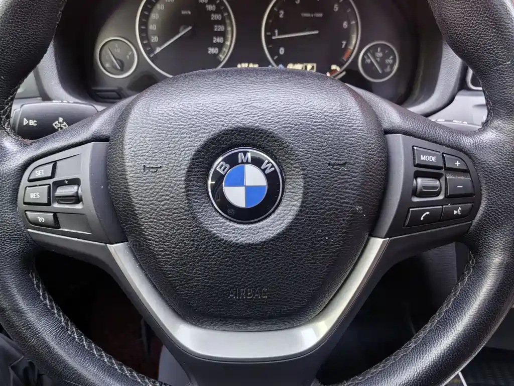 BMW X3 2013 — фото 17