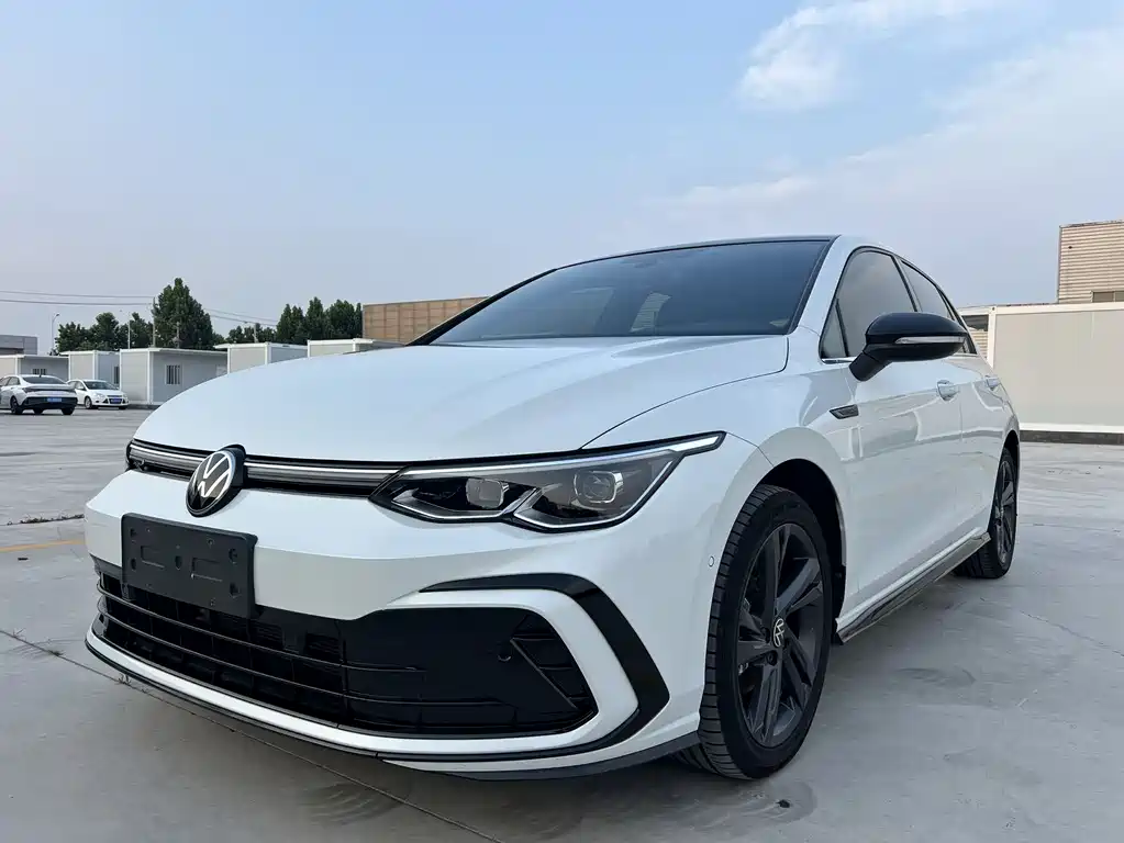 Volkswagen Golf 2023