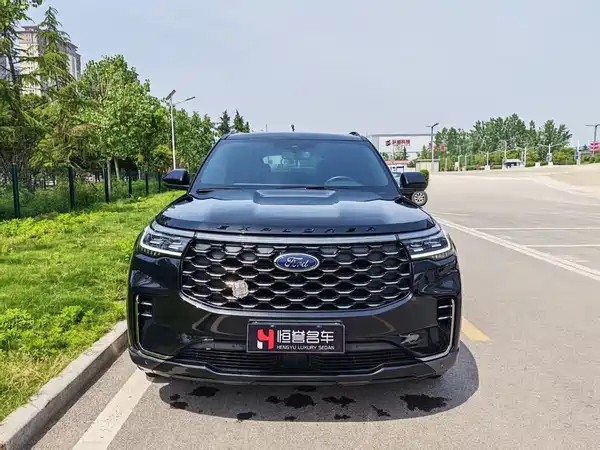 Ford Explorer 2023