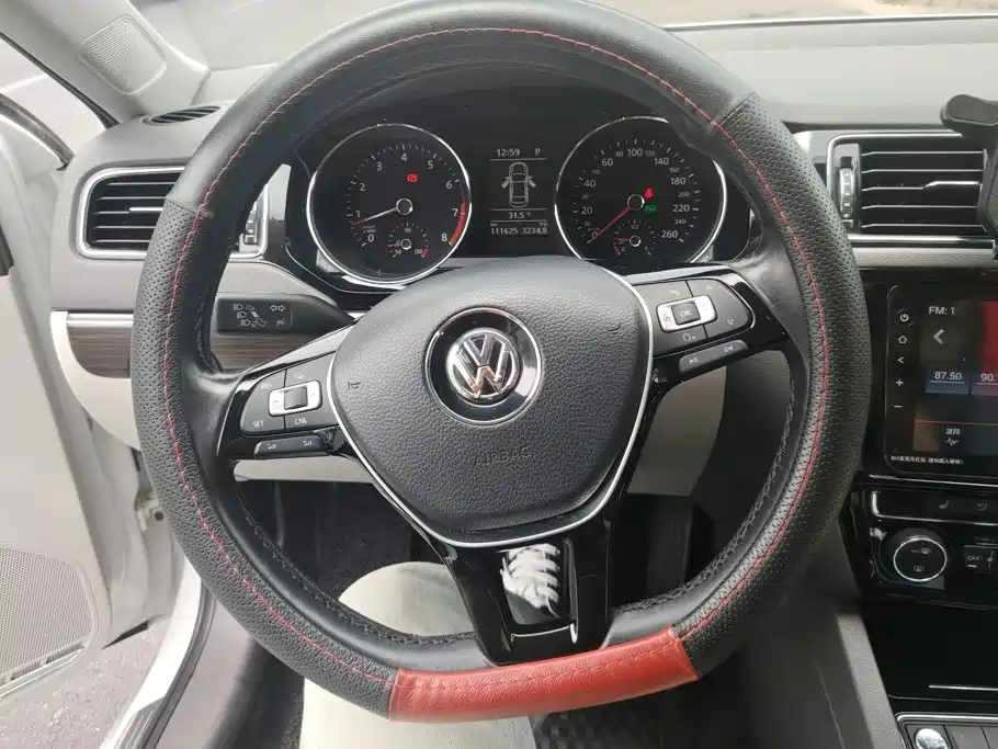 Volkswagen Sagitar 2015 — фото 15