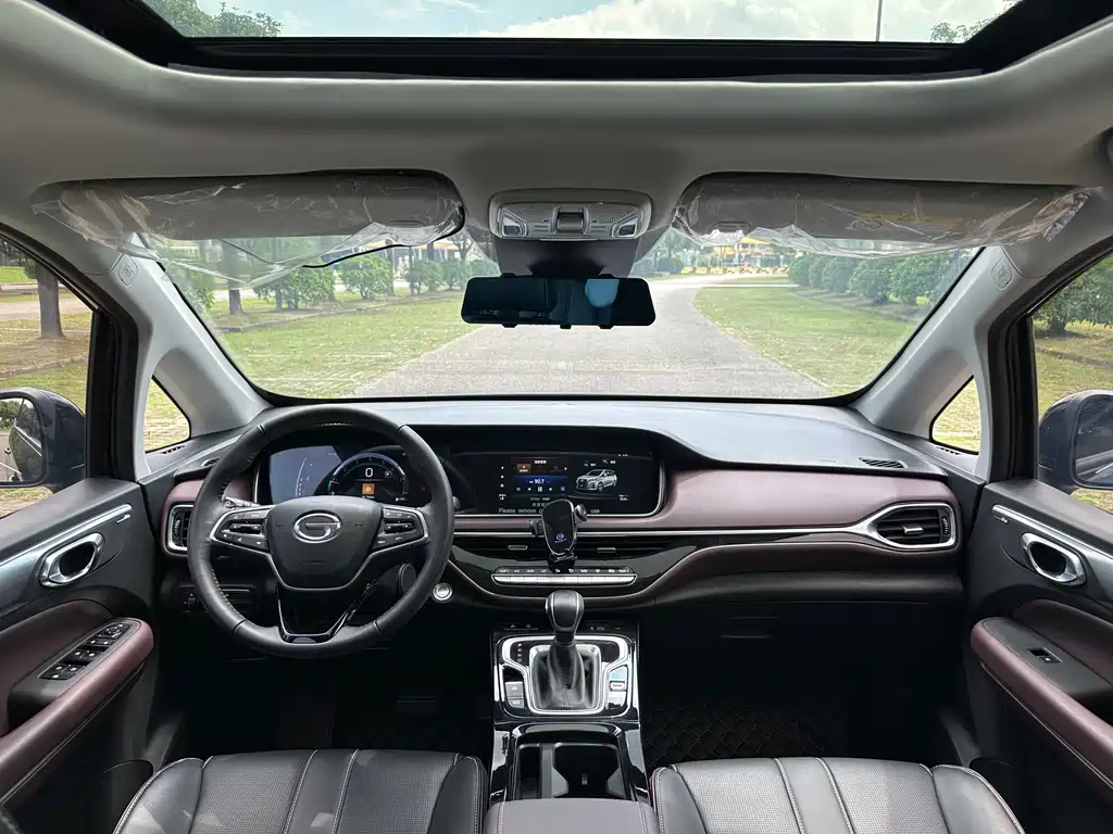 GAC Motor Trumpchi M6 2024 — фото 17