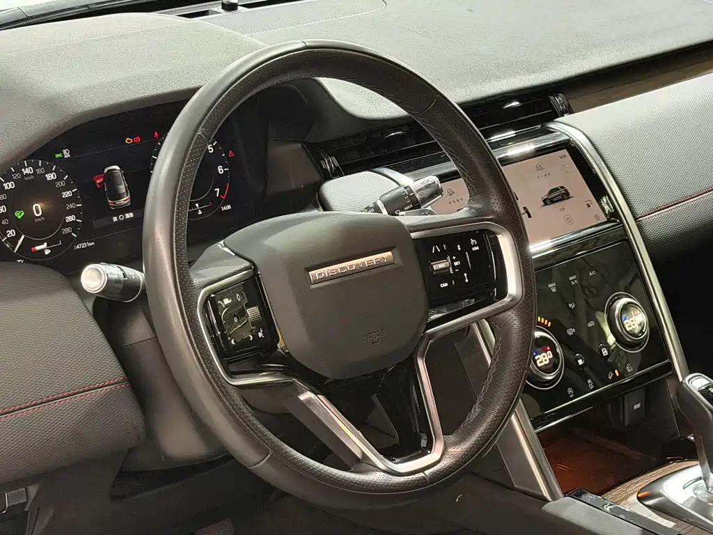 Land Rover Discovery Sport 2023 — фото 15
