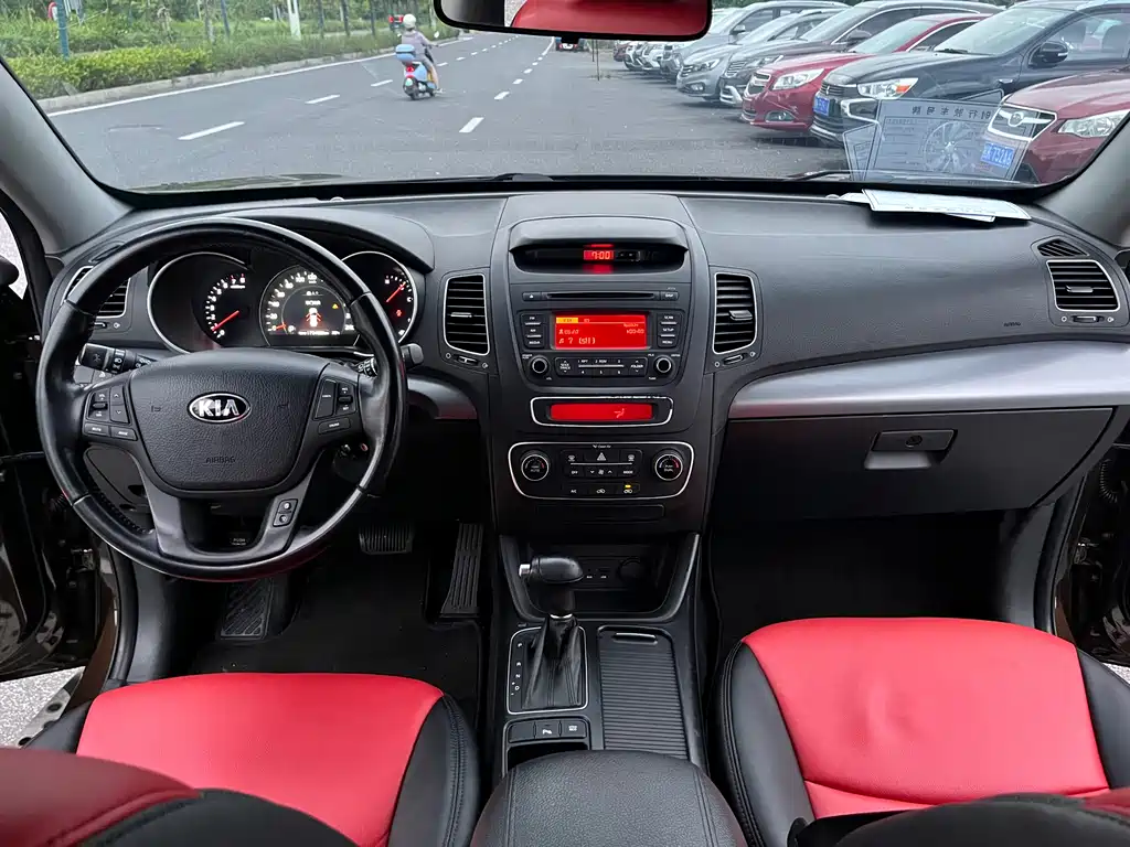 Kia Sorento 2014 — фото 8