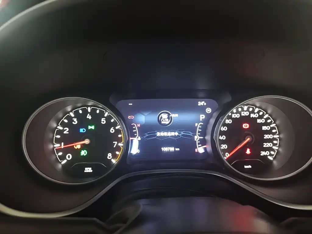 Jeep Compass 2018 — фото 12