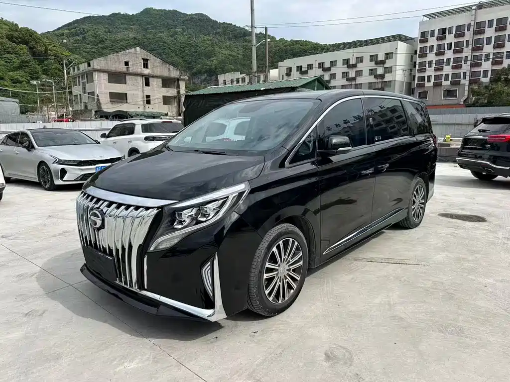 GAC Motor Trumpchi M8 2022 — фото 1