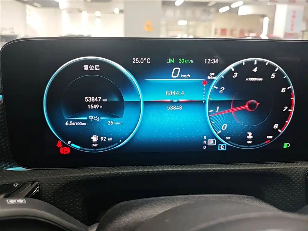 Mercedes-Benz A-Class 2023 — фото 12
