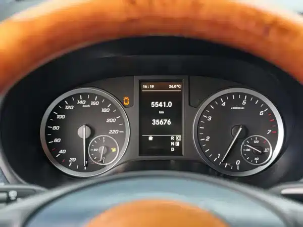 Mercedes-Benz Vito 2023