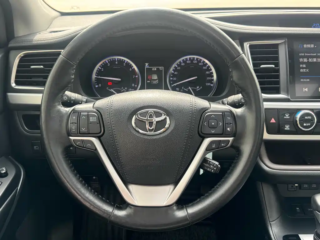 Toyota Highlander 2019 — фото 12