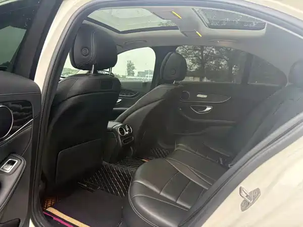 Mercedes-Benz C-Class 2019