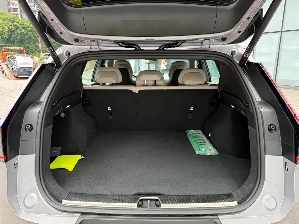 Volvo XC70 PHEV 2026 — фото 19