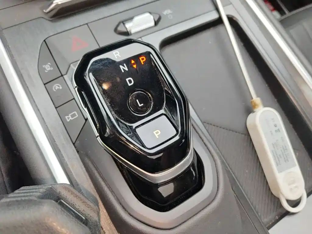 Ford Edge 2025 — фото 14