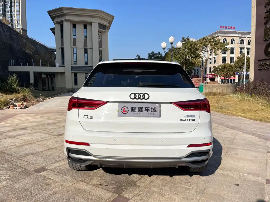 Audi Q3 2022 — фото 9