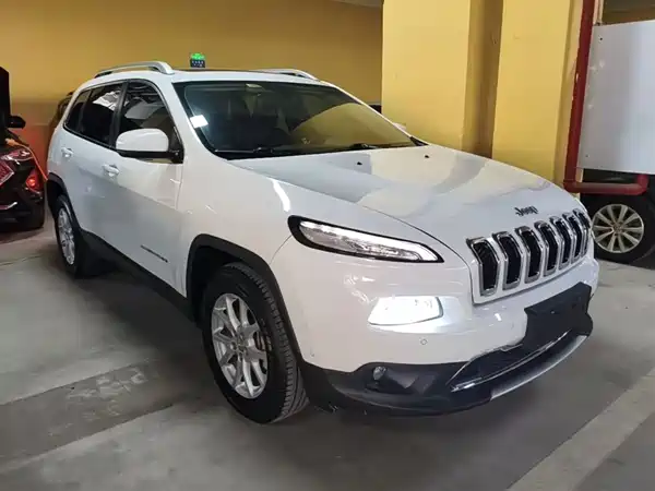 Jeep Cherokee 2016