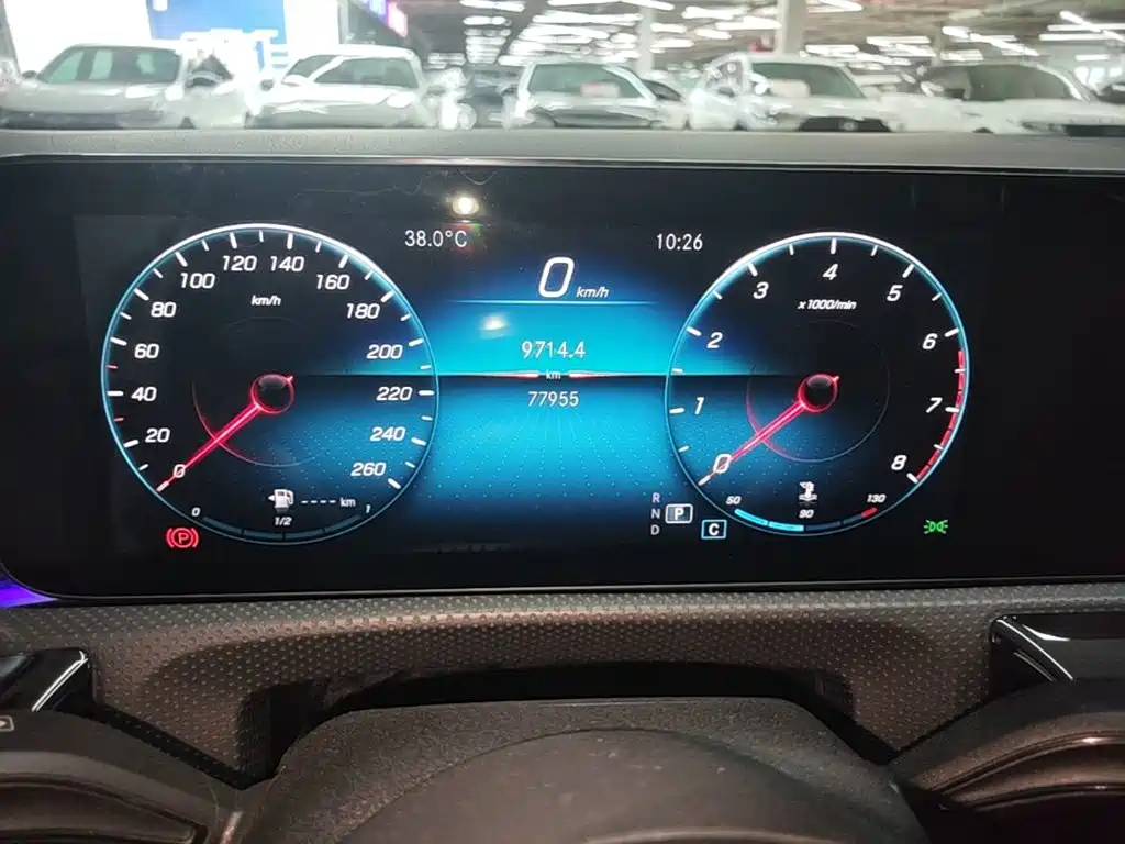 Mercedes-Benz A-Class 2021 — фото 12