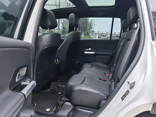 Mercedes-Benz EQB 2022