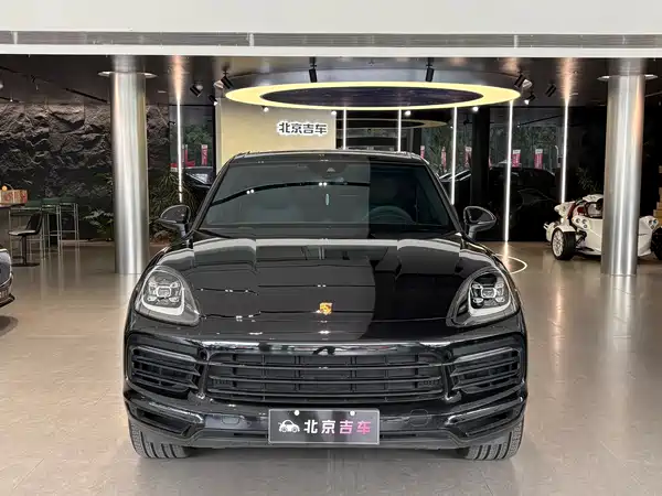 Porsche Cayenne 2021