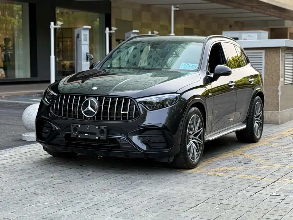 Mercedes-Benz GLC AMG 2025 — фото 10