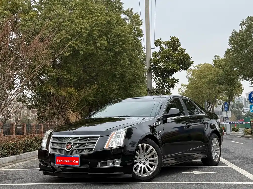 Cadillac CTS 2010 — фото 2