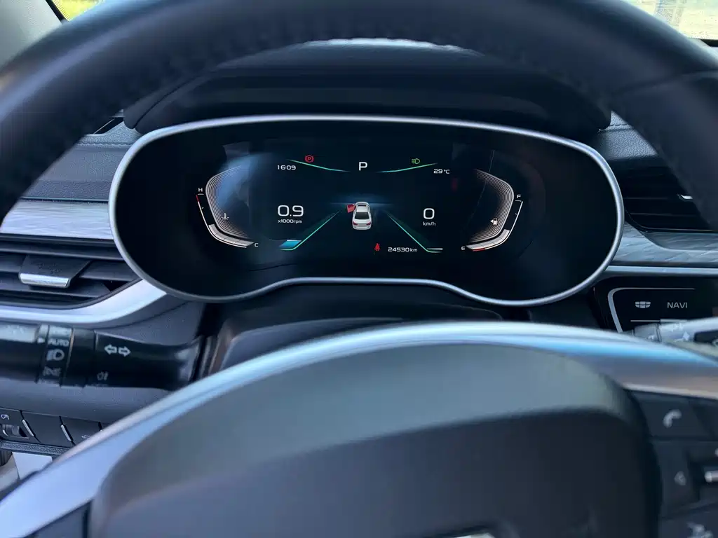 Geely Emgrand 2020 — фото 9