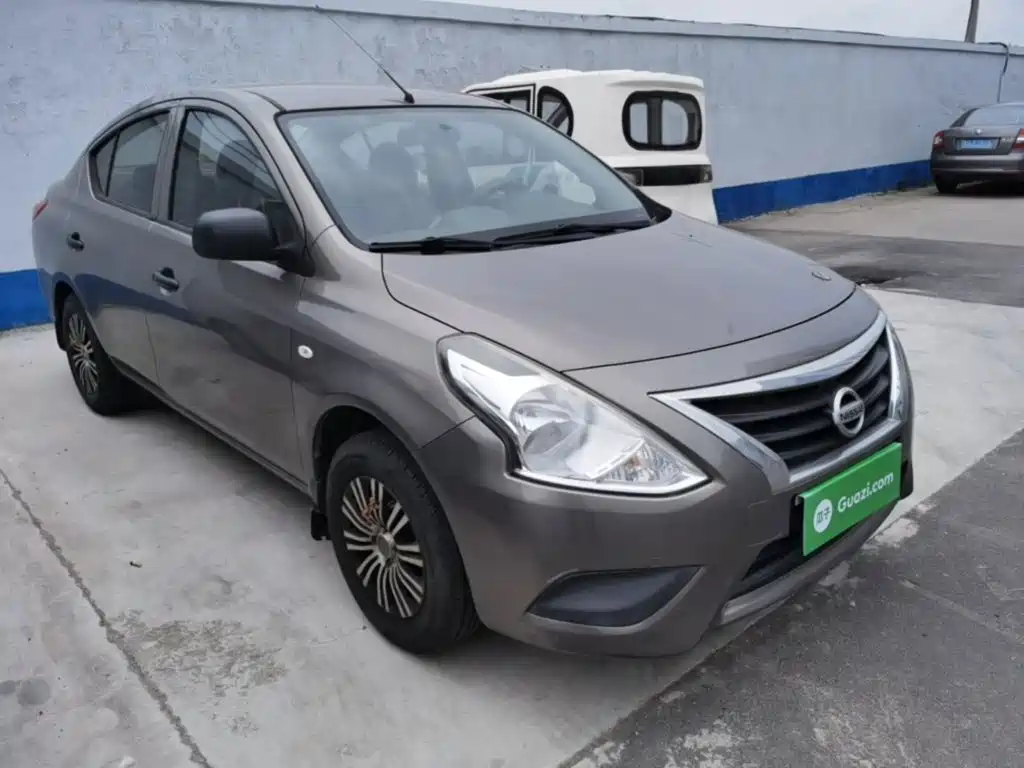 Nissan Sunny 2016 — фото 4