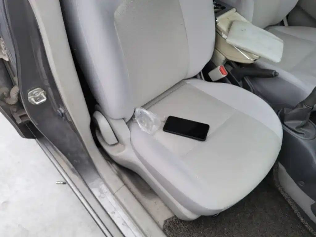 Nissan Sunny 2016 — фото 25