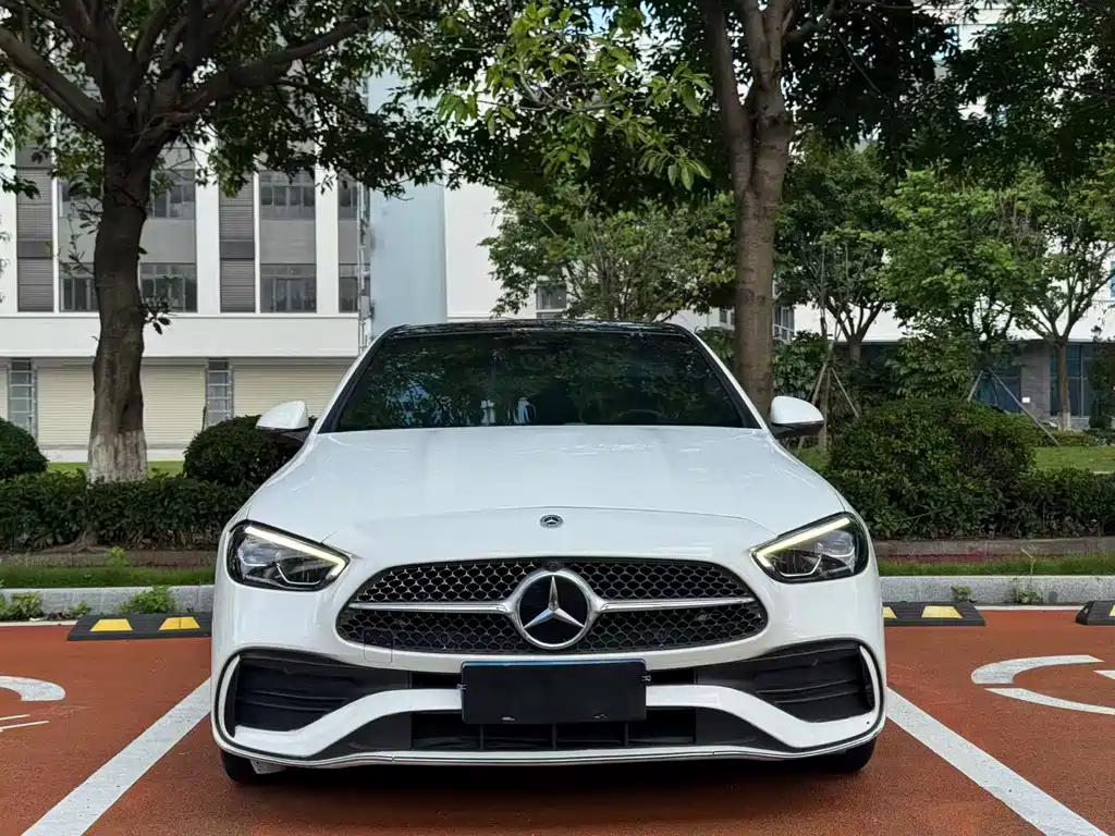 Mercedes-Benz C-Class 2022 — фото 2