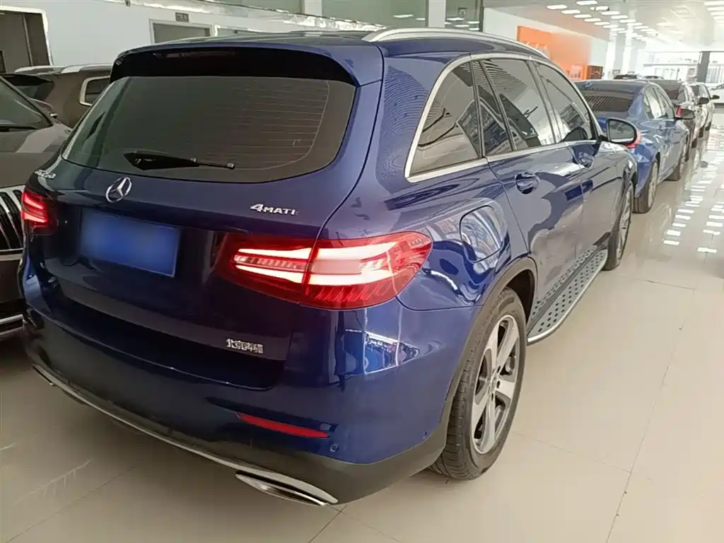 Mercedes-Benz GLC 2017 — фото 7