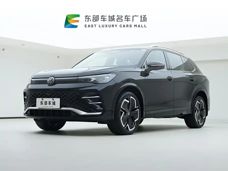 Volkswagen Tiguan L 2025 — фото 1