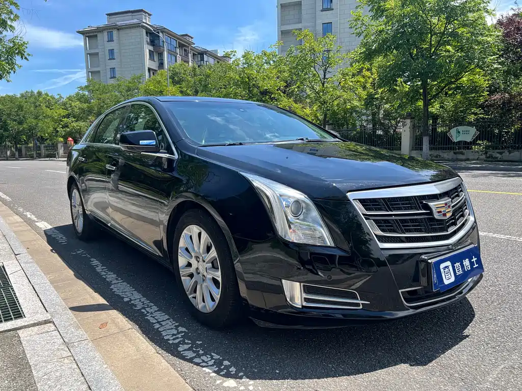 Cadillac XTS 2017 — фото 3