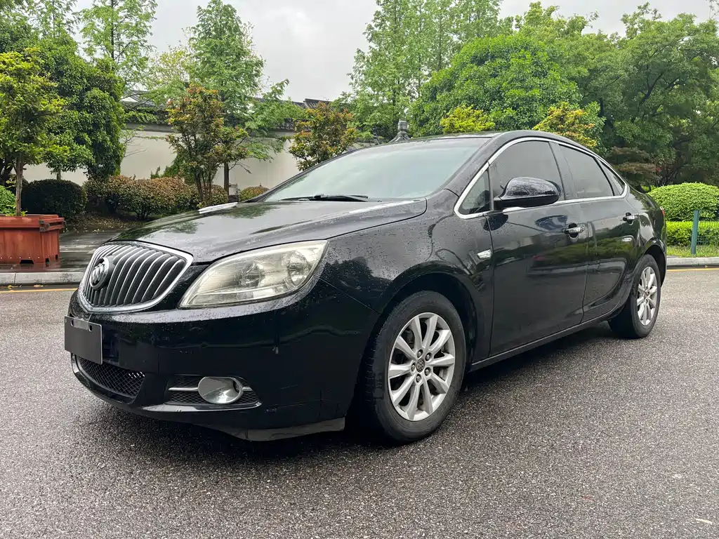 Buick Excelle 2013