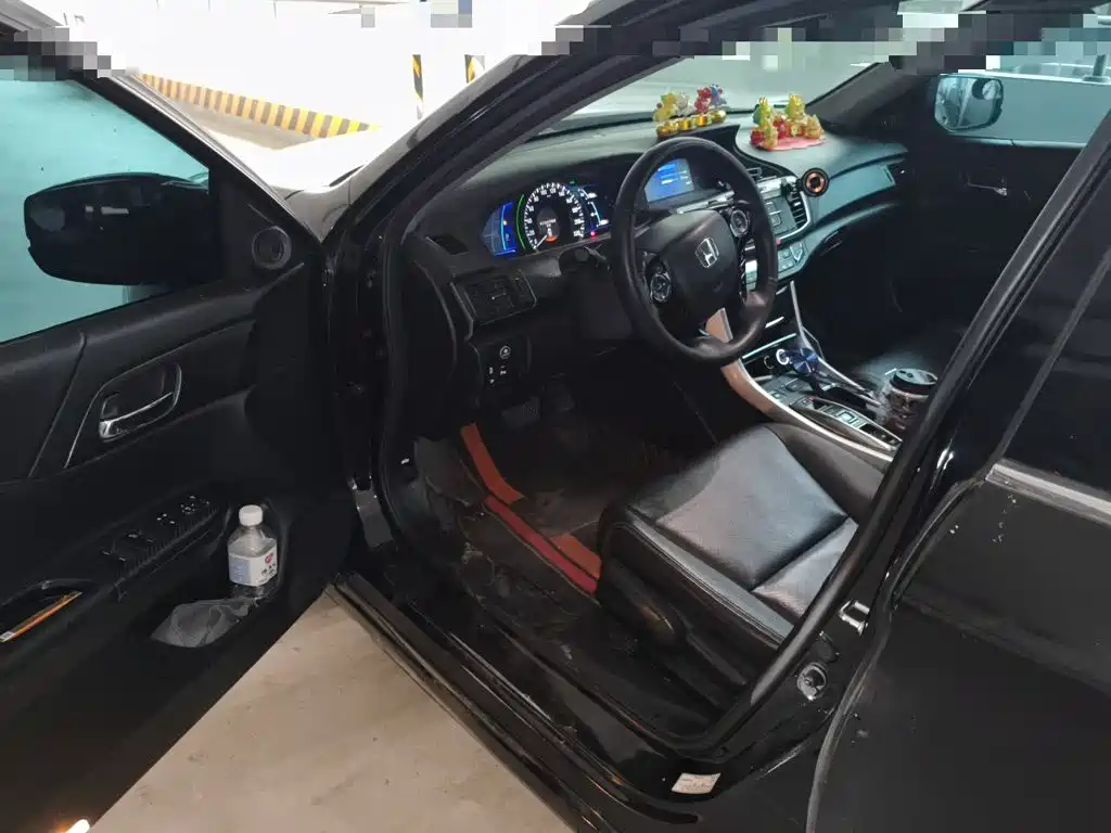 Honda Accord 2017 — фото 14
