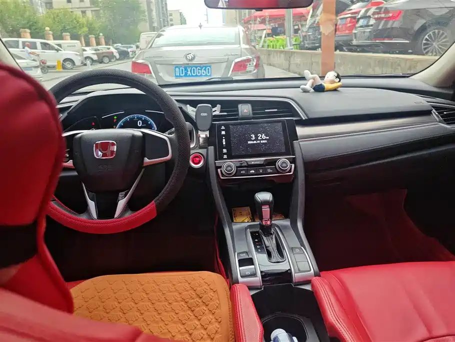 Honda Civic 2020 — фото 12
