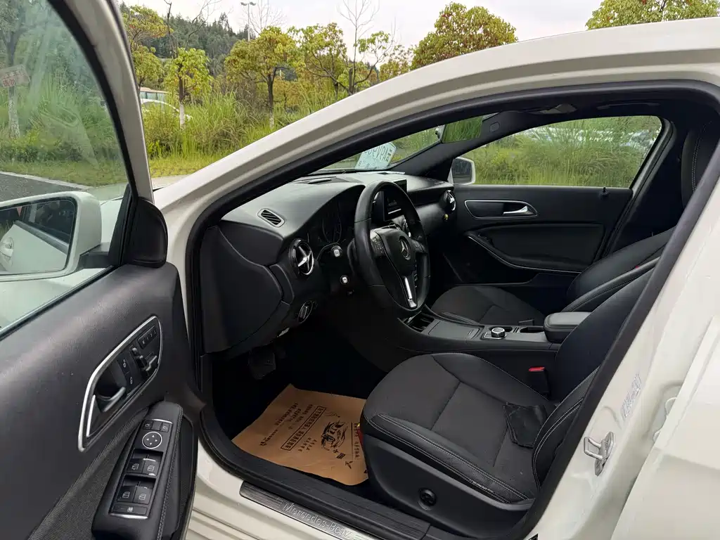 Mercedes-Benz A-Class 2013