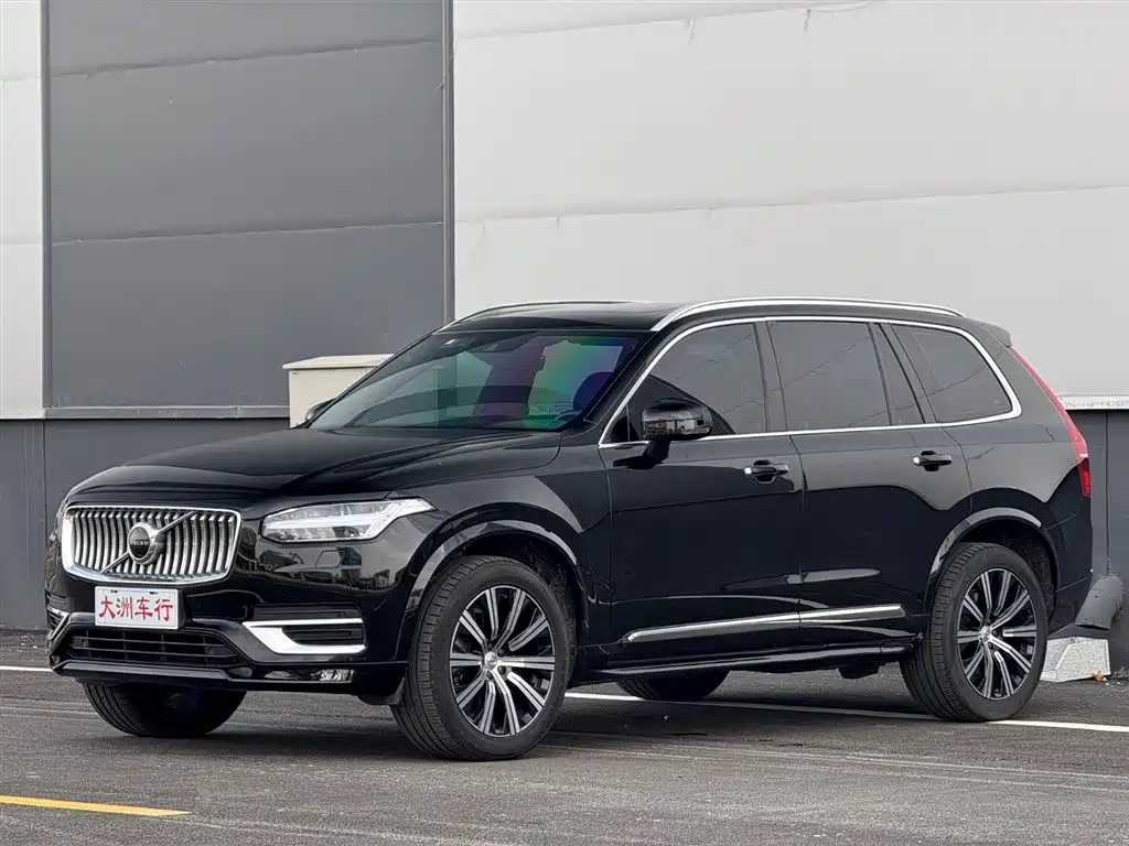 Volvo XC90 2021 — фото 1