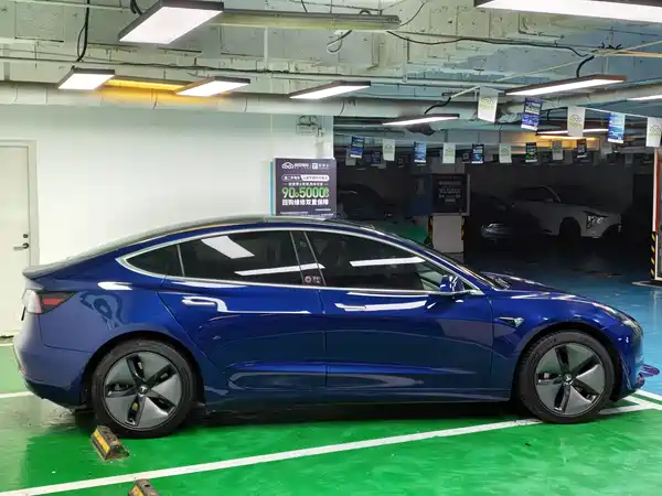 Tesla Model 3 2019