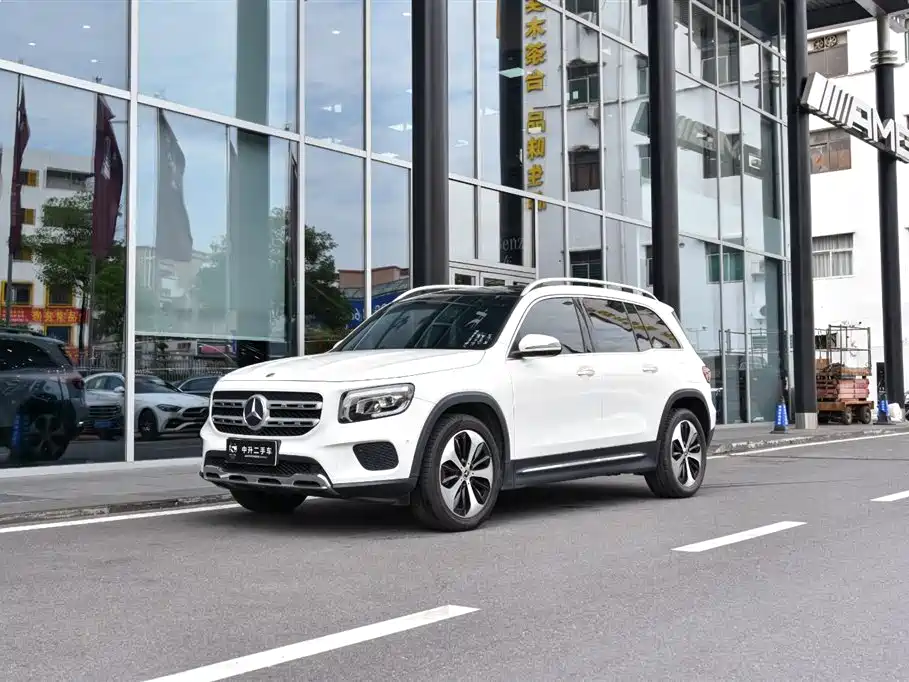 Mercedes-Benz GLB 2021 — фото 1