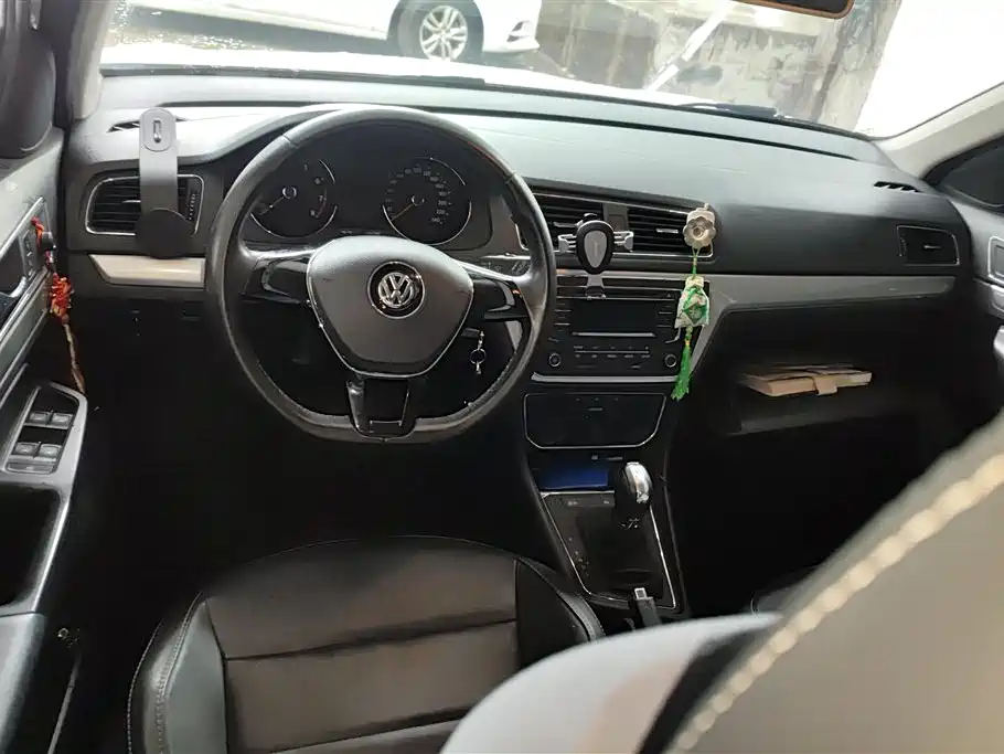 Volkswagen Gran Lavida 2016 — фото 12