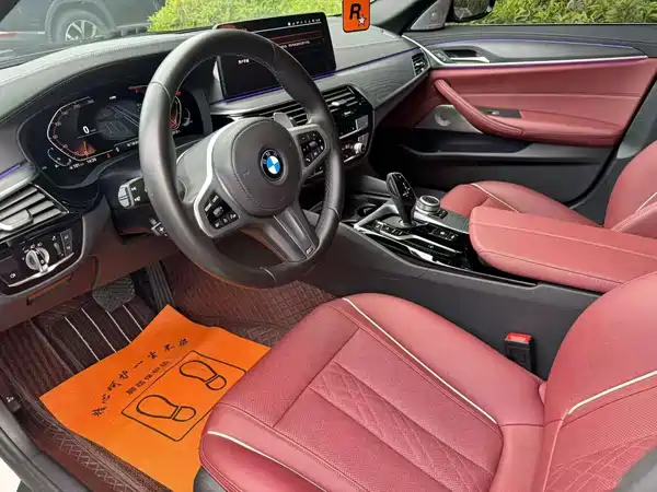 BMW 5 Series 2022