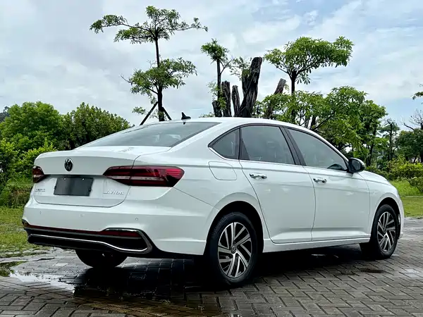 Volkswagen Lavida 2022