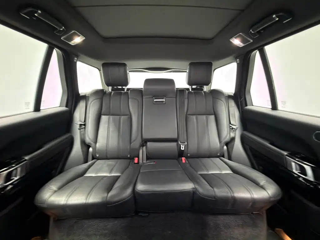 Land Rover Range Rover 2018 — фото 11