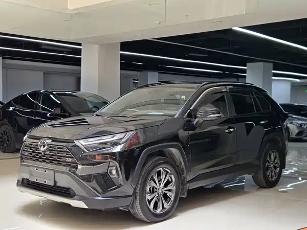 Toyota RAV4 2024