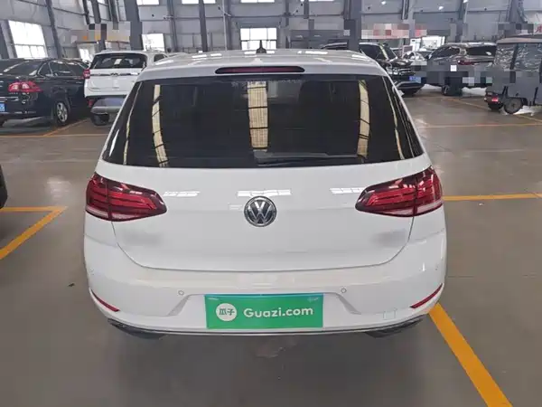 Volkswagen Golf 2020