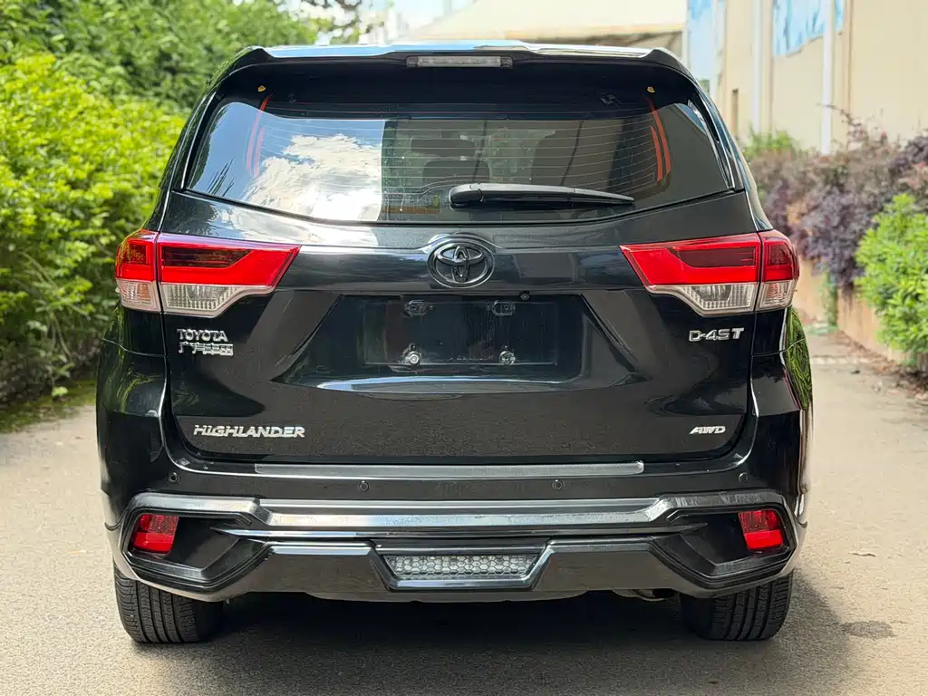 Toyota Highlander 2018 — фото 20