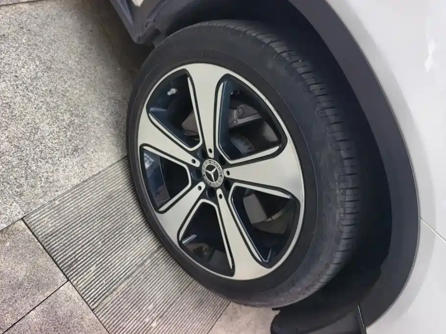 Mercedes-Benz GLC 2022