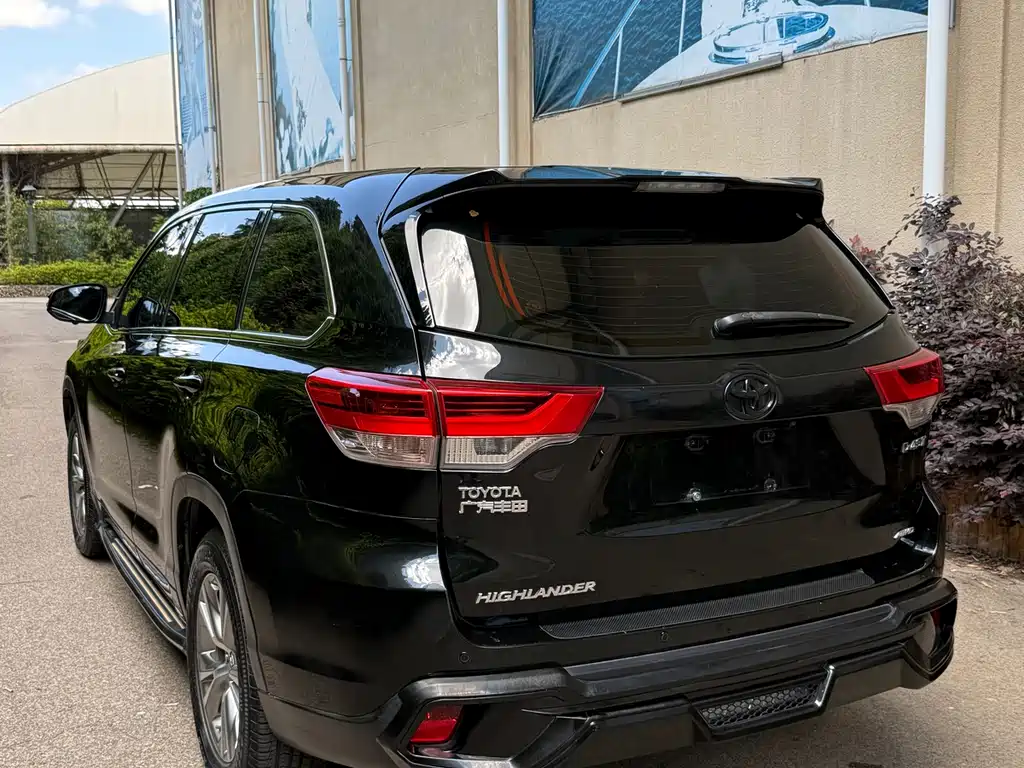 Toyota Highlander 2018 — фото 14
